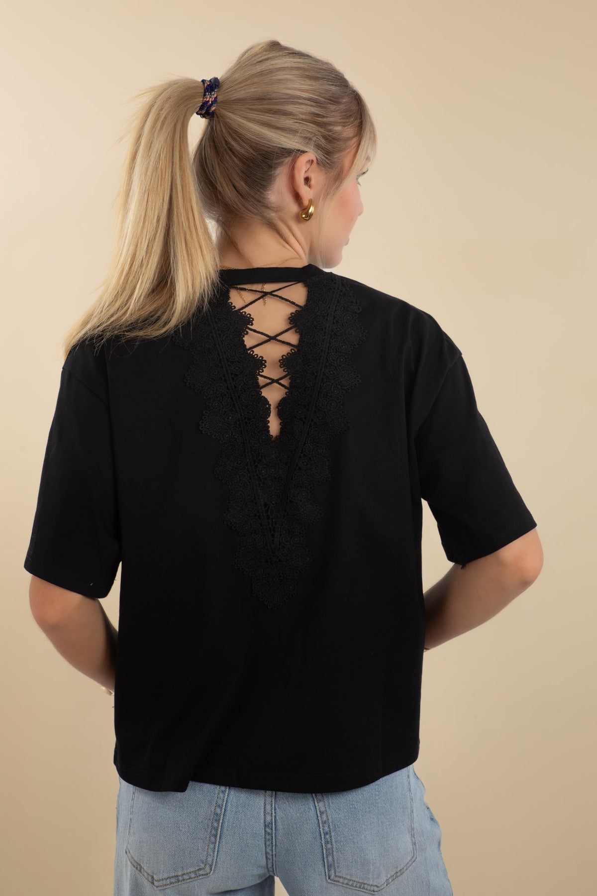 T.shirt noir Romane