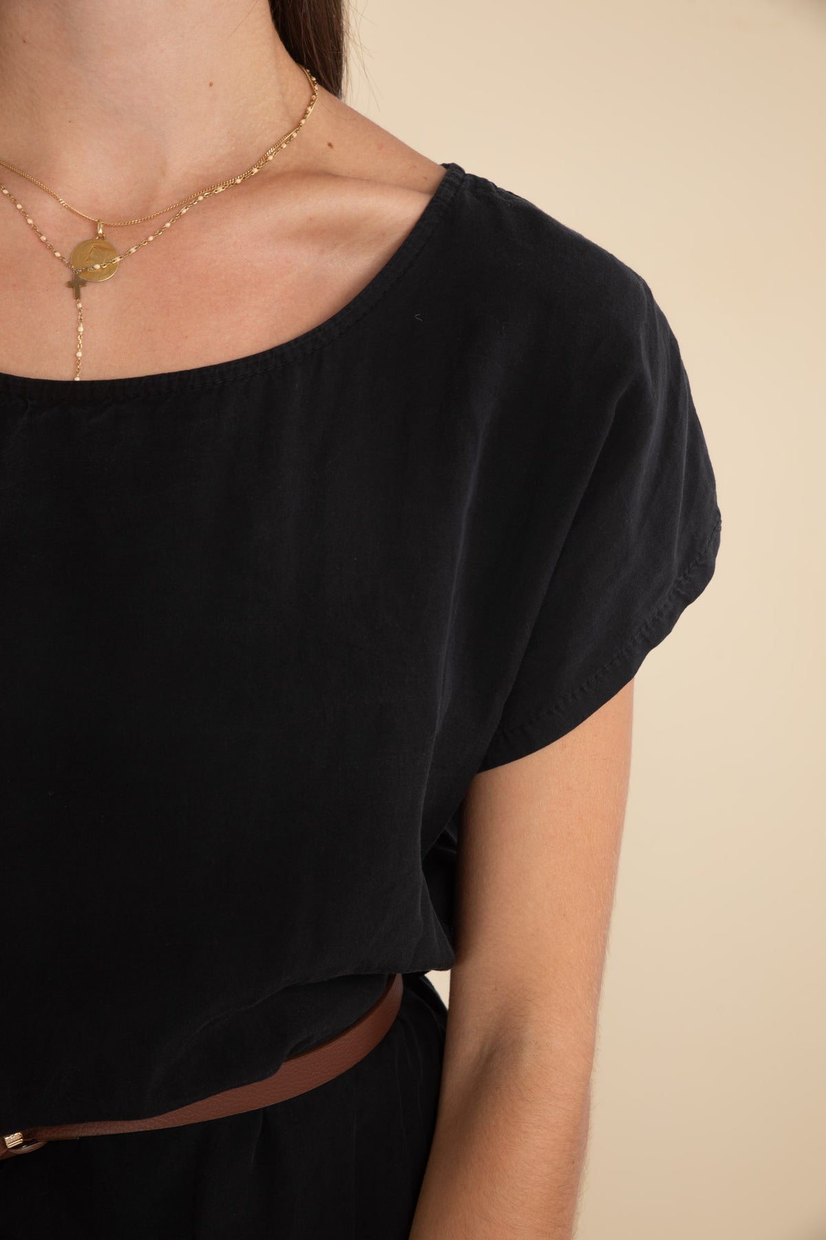 Robe noire Mila